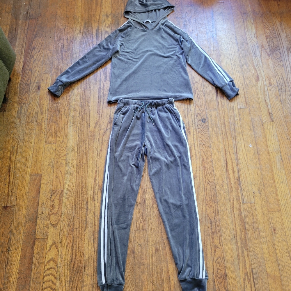 Hotouch velour tracksuit